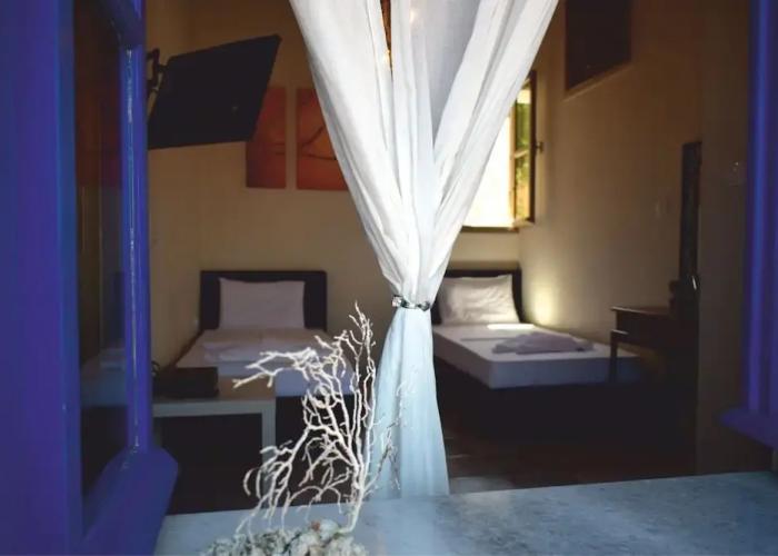 Occasus Room
