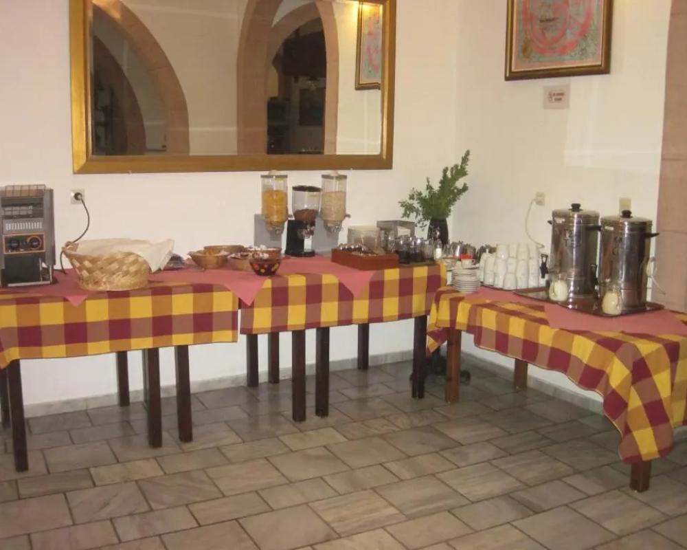 фото Asteri Hotel