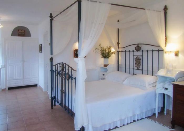Porto Scoutari Romantic Hotel & Suites
