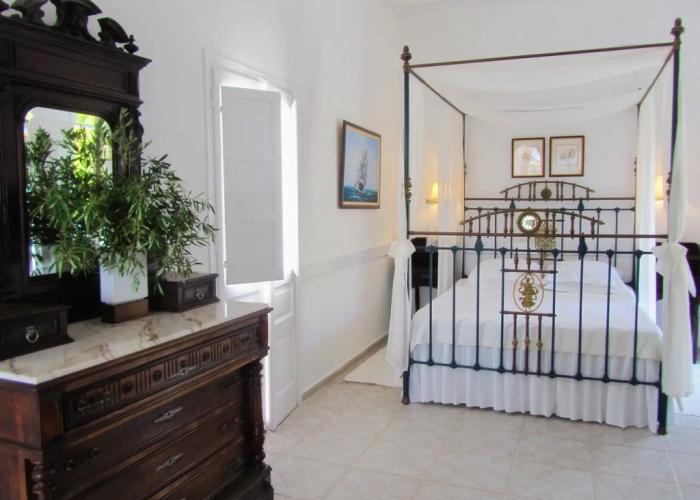 Porto Scoutari Romantic Hotel & Suites
