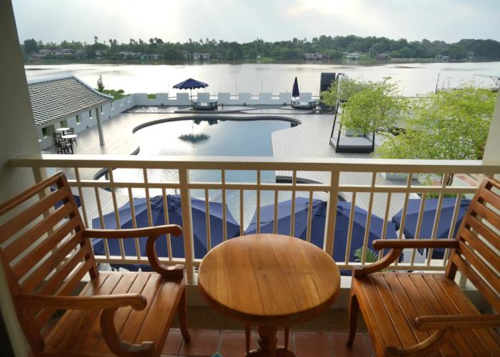 Kalanan Riverside Resort
