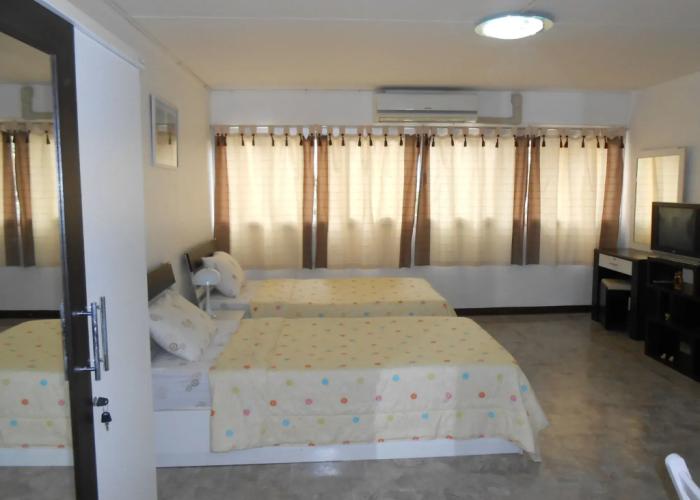Hotel MT Room
