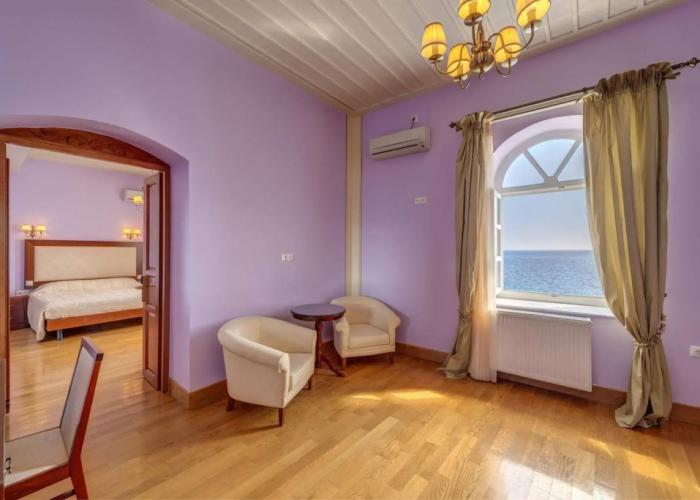 Apollonion Palace Hotel