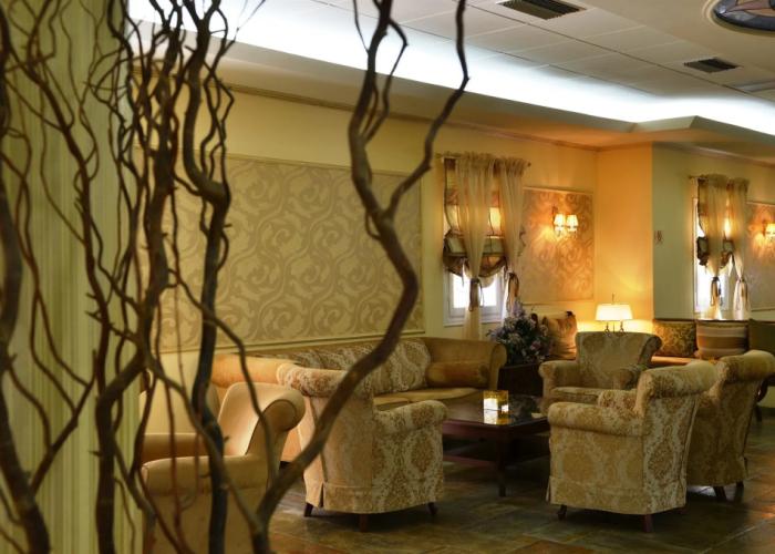 Dolphin Bay Seaside Resort & Suites