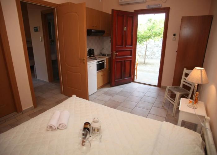 Ventoura Studios & Apartments