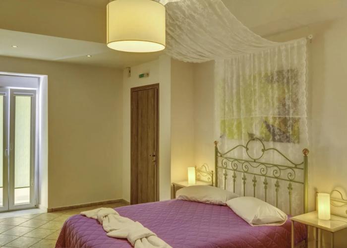 Hotel Ethrion
