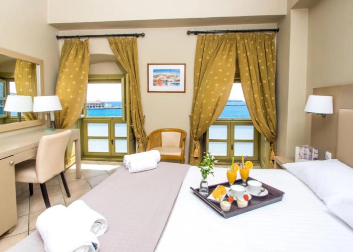 Diogenis Hotel