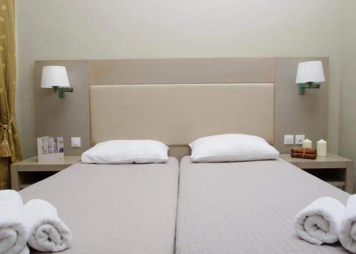 Diogenis Hotel