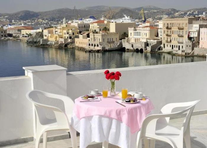 Sea Colours Hotel