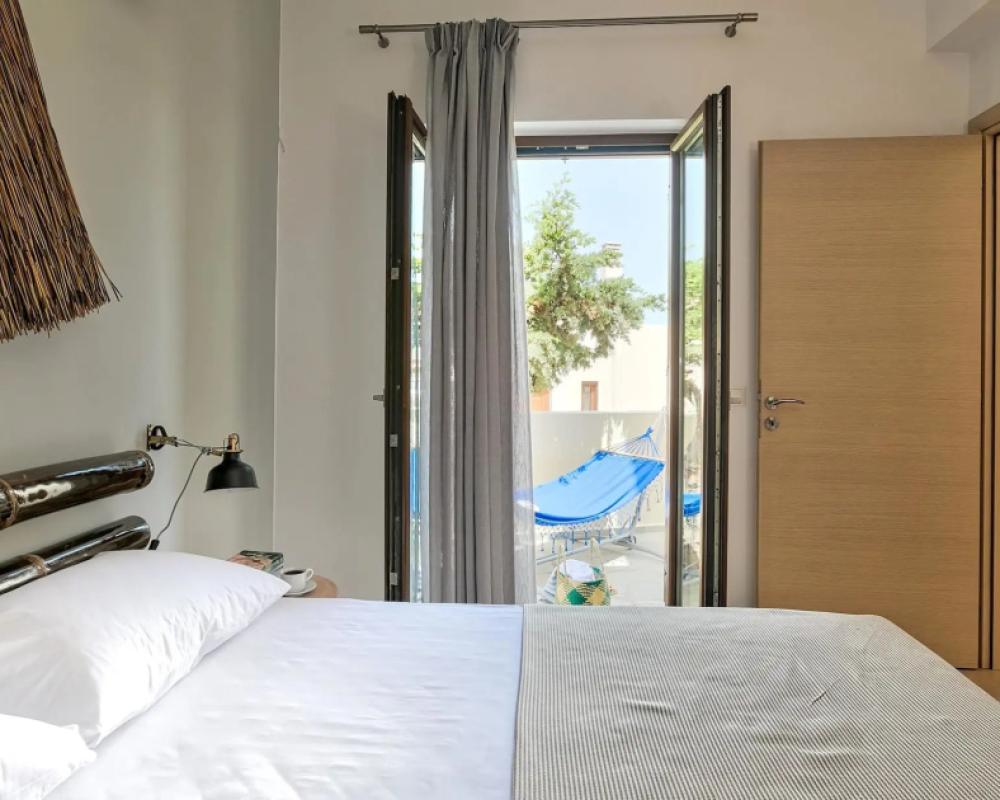 фото Syra Suites