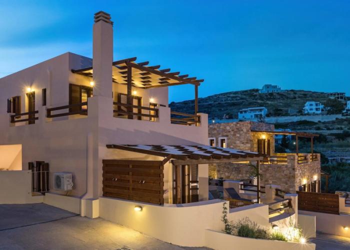 Syra Suites
