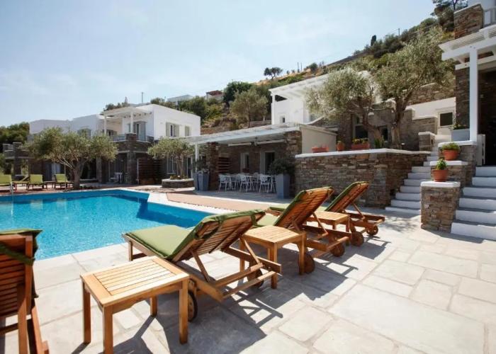 Selana Suites