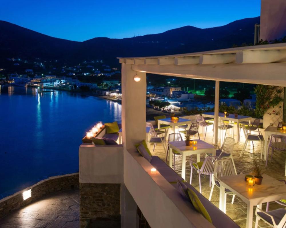 фото Niriedes Hotel