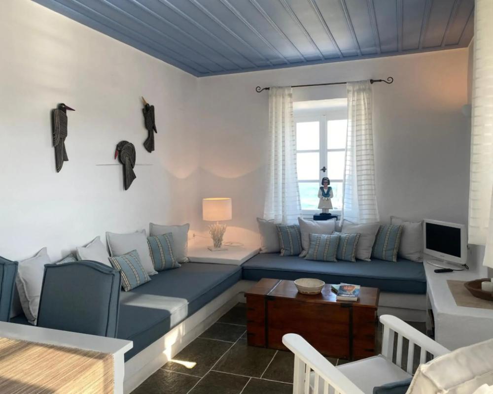 фото Niriedes Hotel