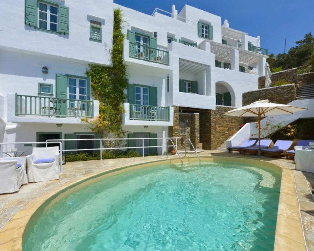 фото Niriedes Hotel