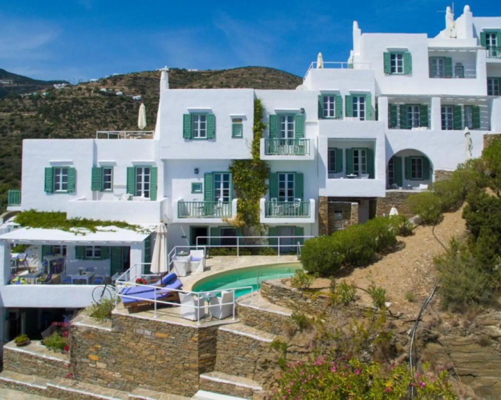 фото Niriedes Hotel