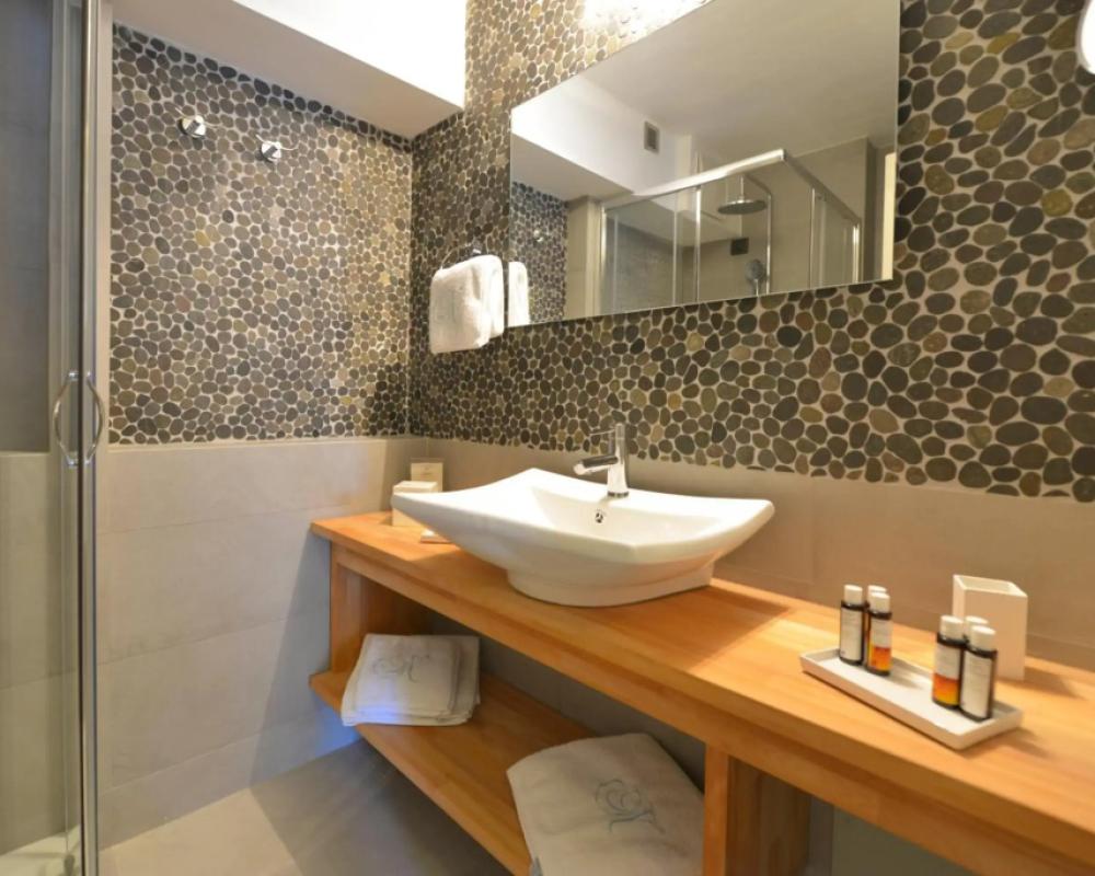фото Niriedes Hotel