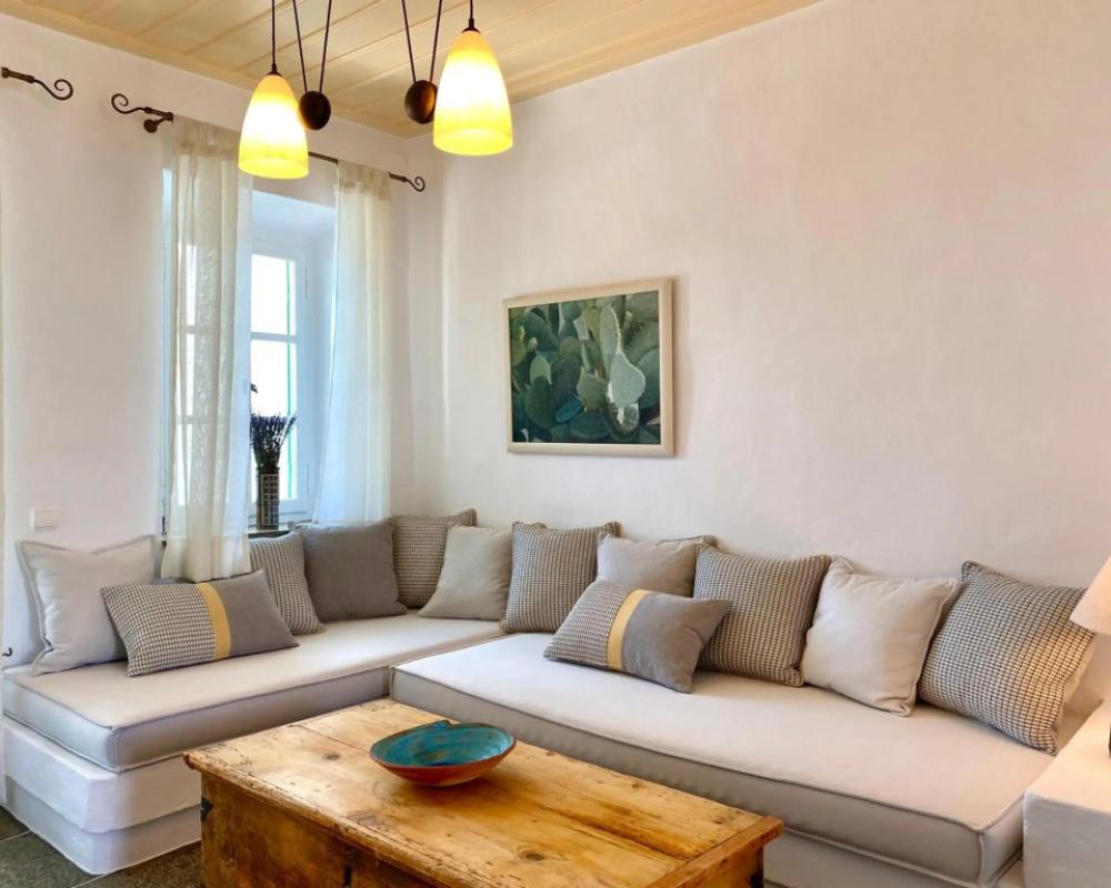 фото Niriedes Hotel