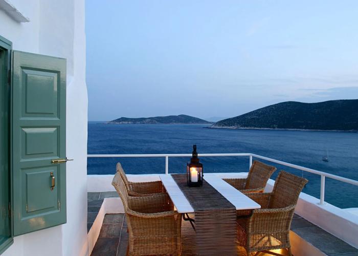 Niriedes Hotel
