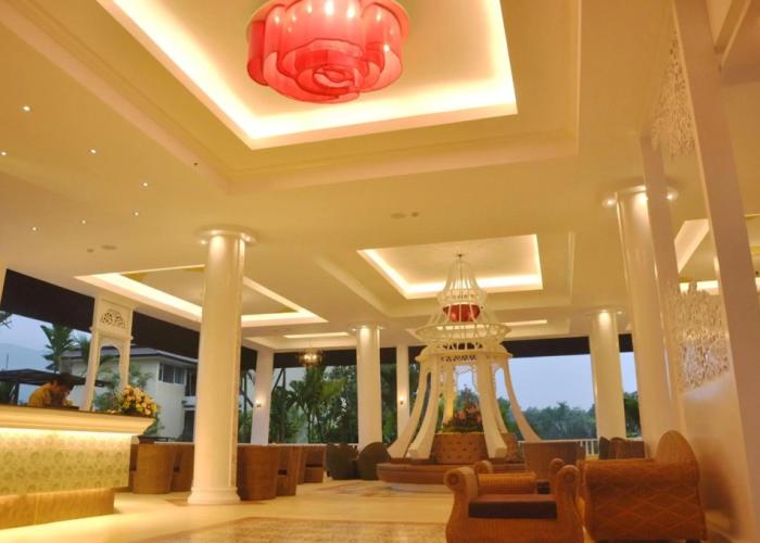 Mountain Creek Wellness Resort
