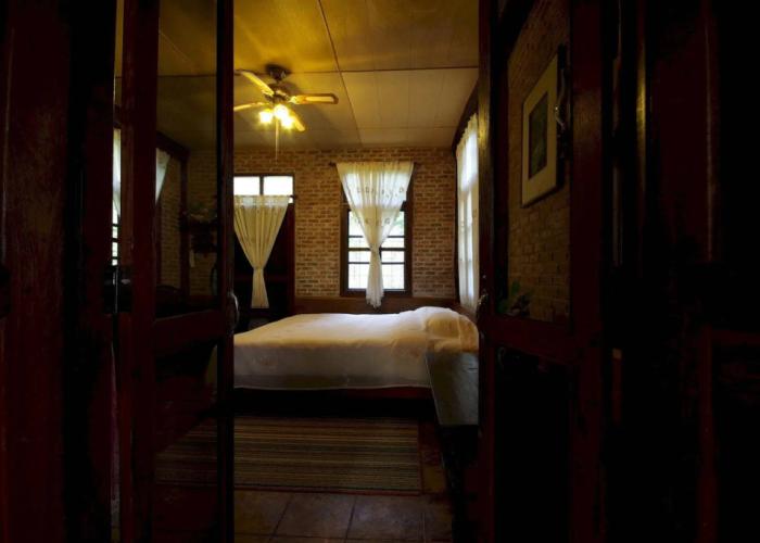 Tharnthong Lodges