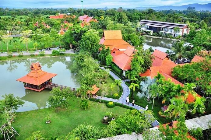 Horizon Village & Resort