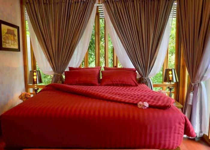 32 Coffee Hill & Resort