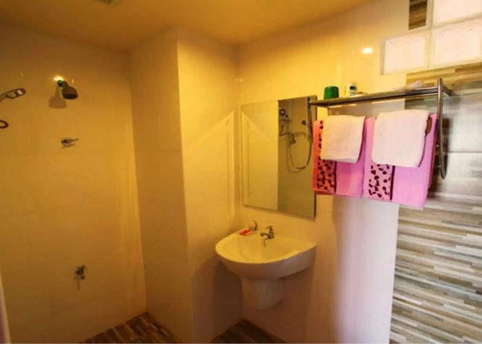 Maesai Orchid Hotel
