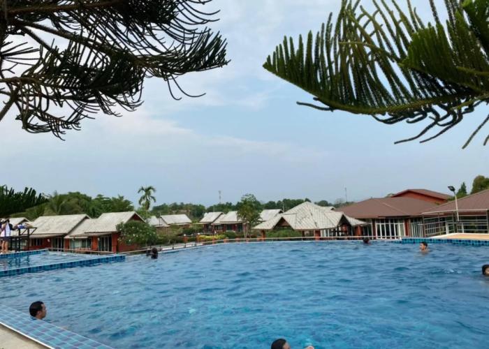 OYO 416 Golden Nakara Resort Maesai (Vaccinated Staff)