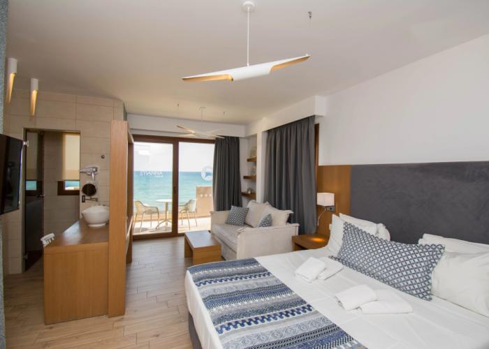 Yianna Caravel Suites 