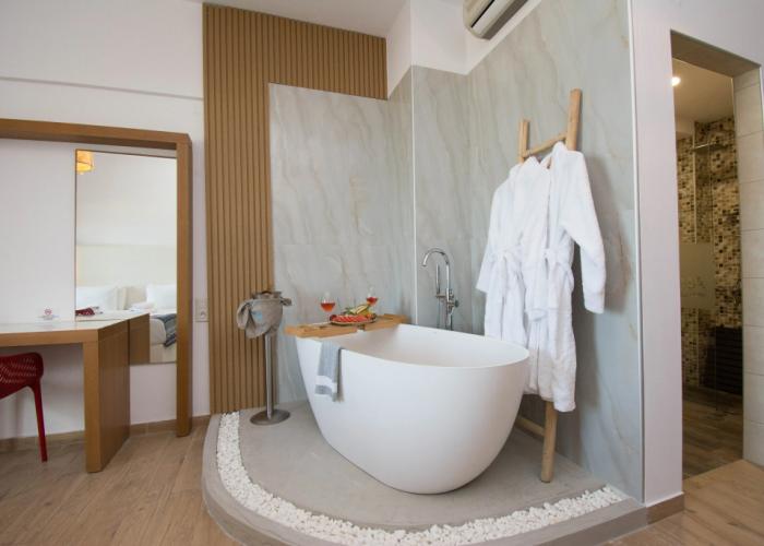 Yianna Caravel Suites 