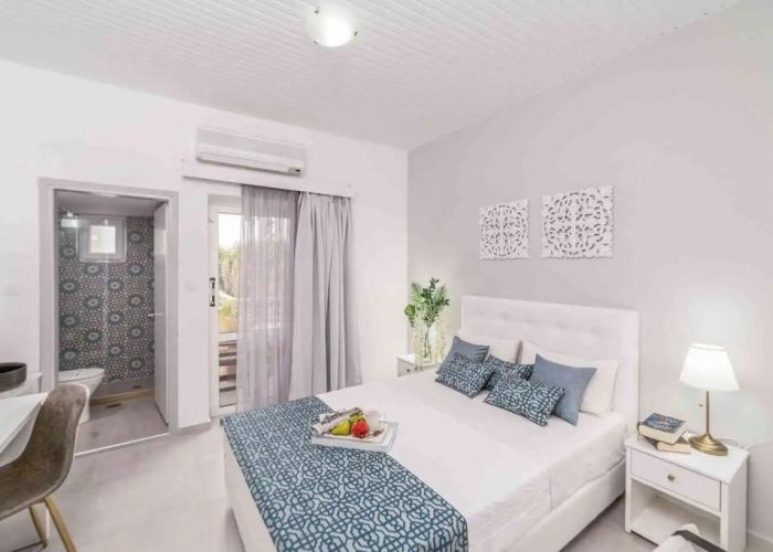 Roxani Hotel