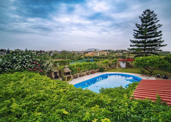 Roxani Hotel