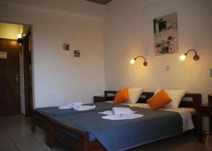 Violetta Hotel