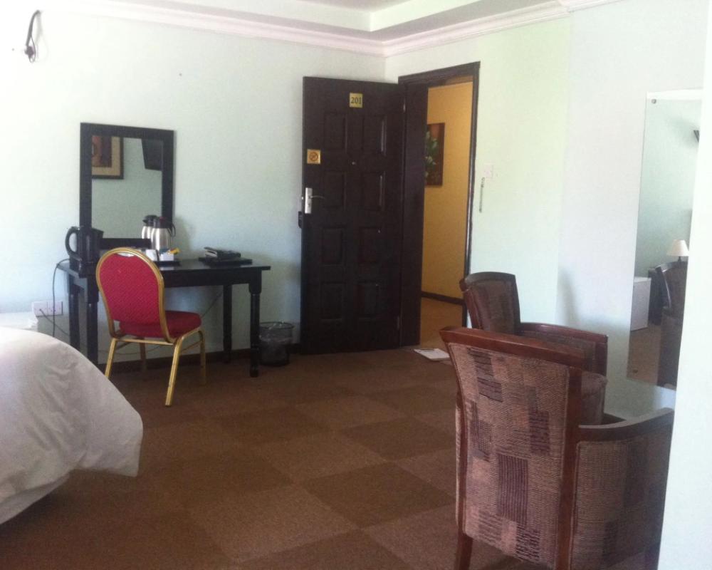 фото Exec Closets Hotel