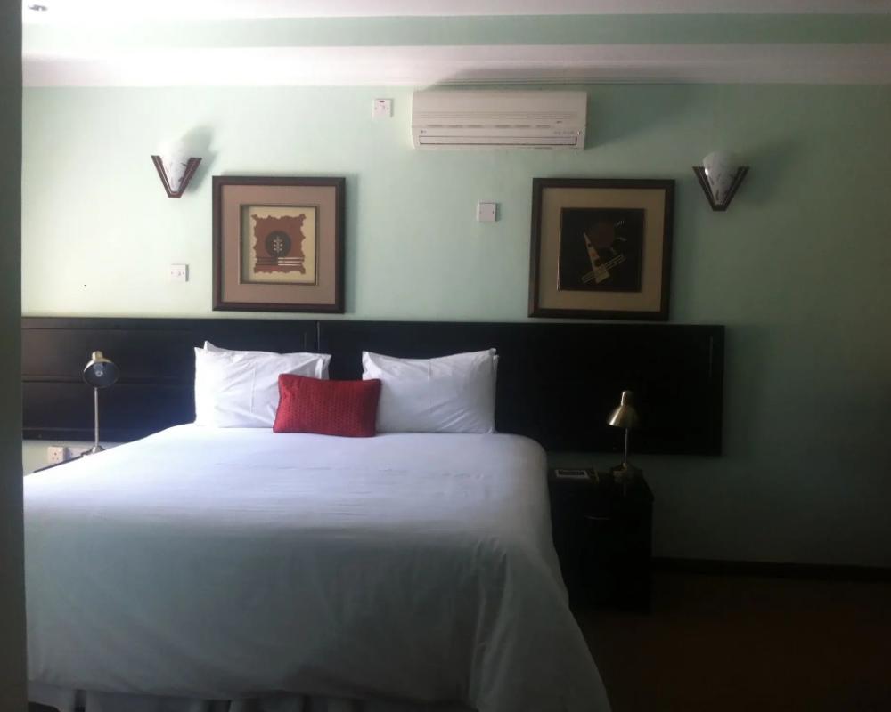 фото Exec Closets Hotel