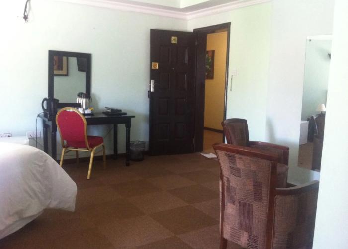 Exec Closets Hotel