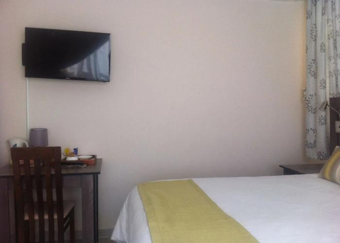 First Avenue Guest House