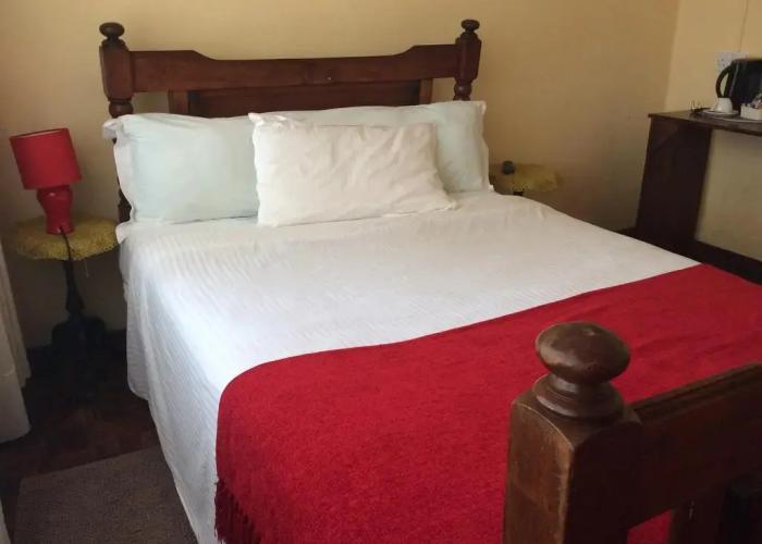 River-Ridge Guest House