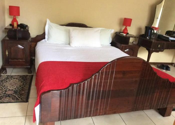 River-Ridge Guest House