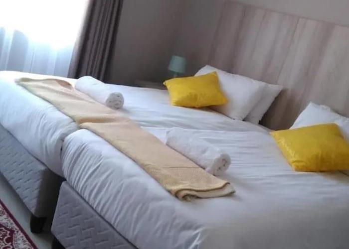 Ivory Inn Bed & Breakfast