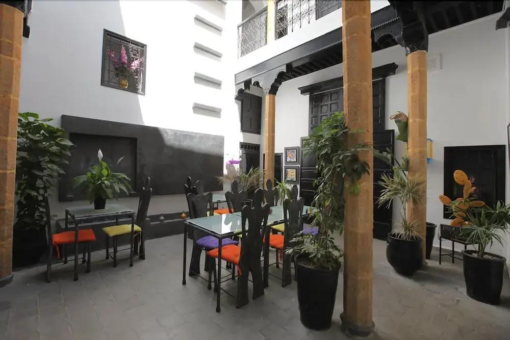 фото Riad 7