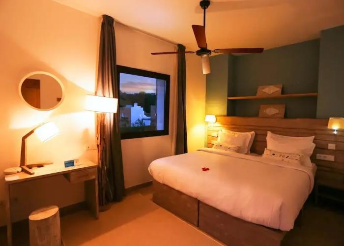 Hotel Azembay
