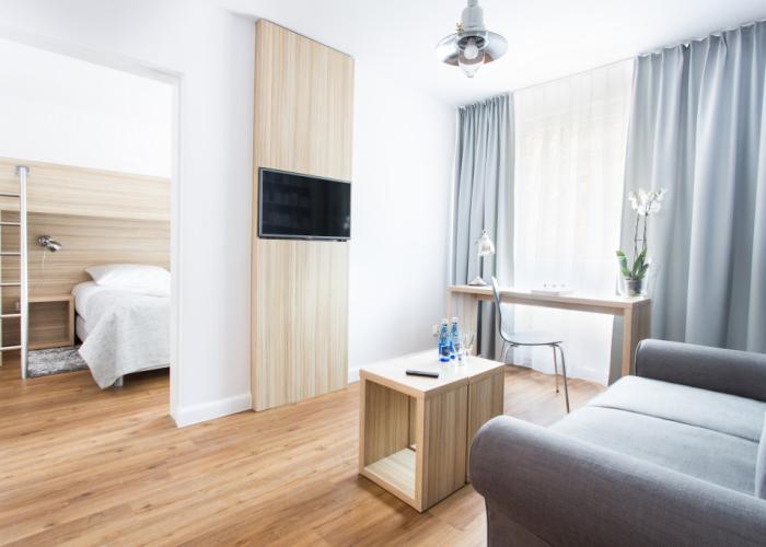 Smart Hotel Garnizon
