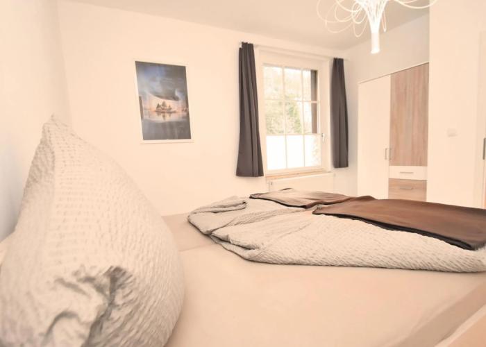 Charming Apartment With Parking Facilities