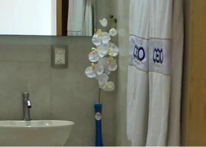 CEO Hotel Business Class