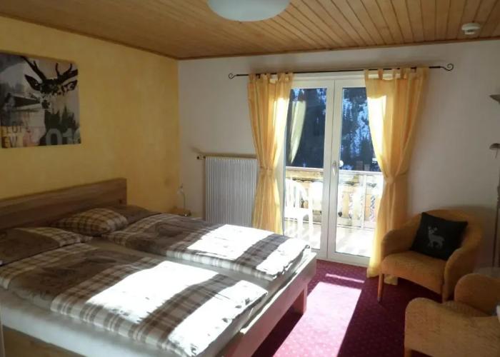 Hotel Mira
