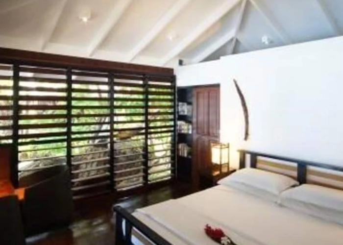 Barrier Beach Resort