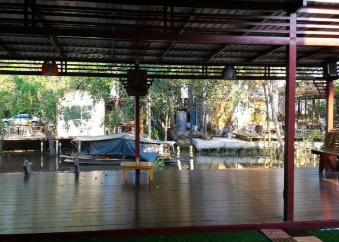 Aple Homestay