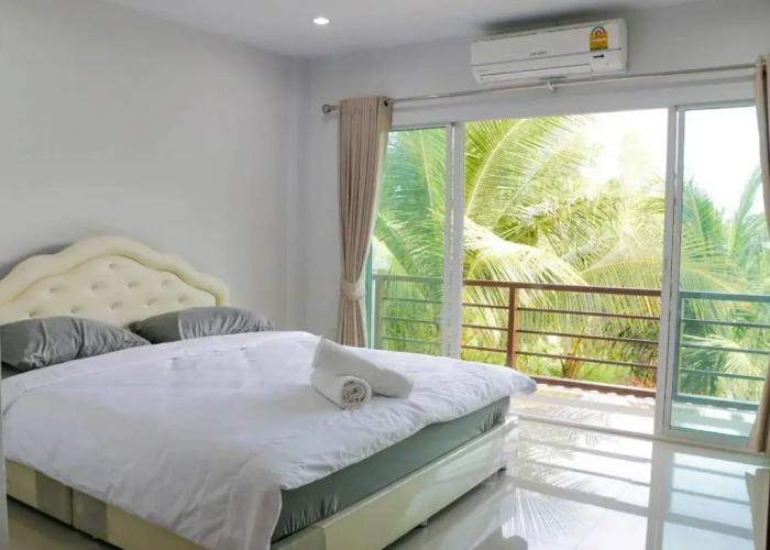 Aple Homestay